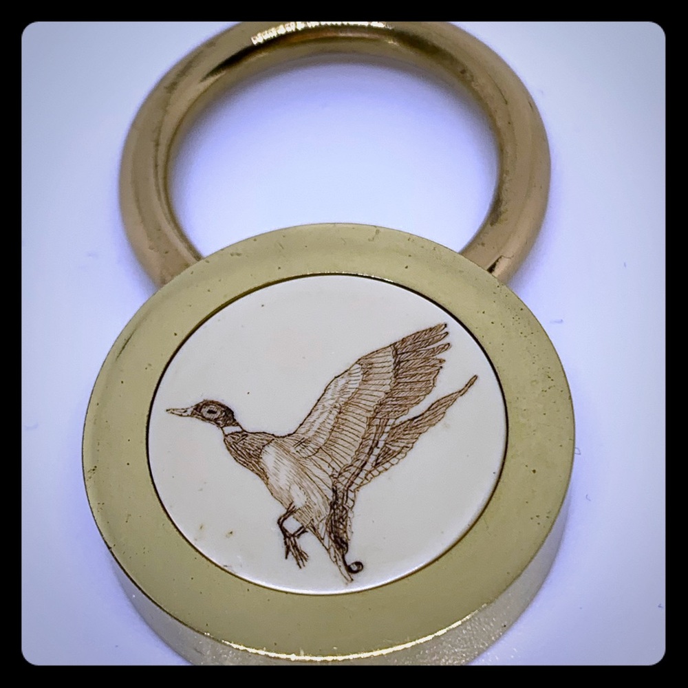 Barlow Scrimshaw Goose Key Ring